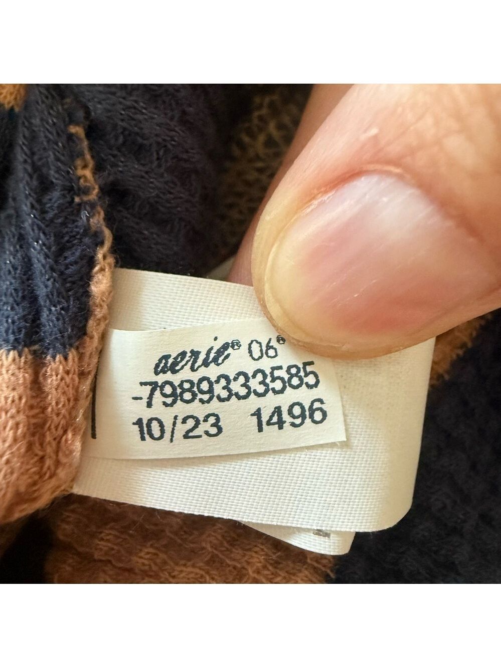 NWT OFFLINE By Aerie Wow! Waffle Oversized T-Shirt Striped V-Neck Tan Sweater S - Picture 12 of 16